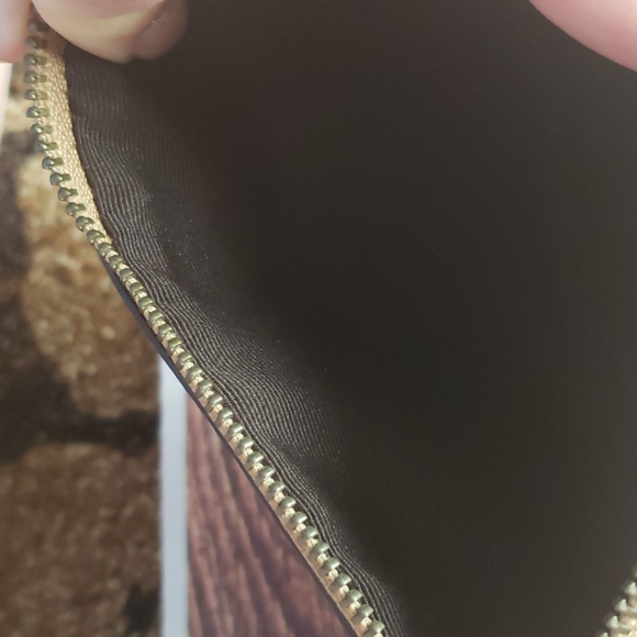 Coach Wristlet - Picture 4 of 5